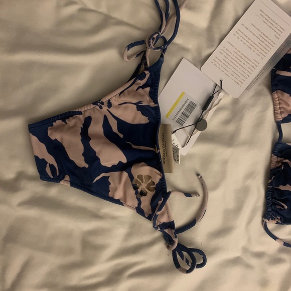 adriana degreas bikini - Picture 2 of 5